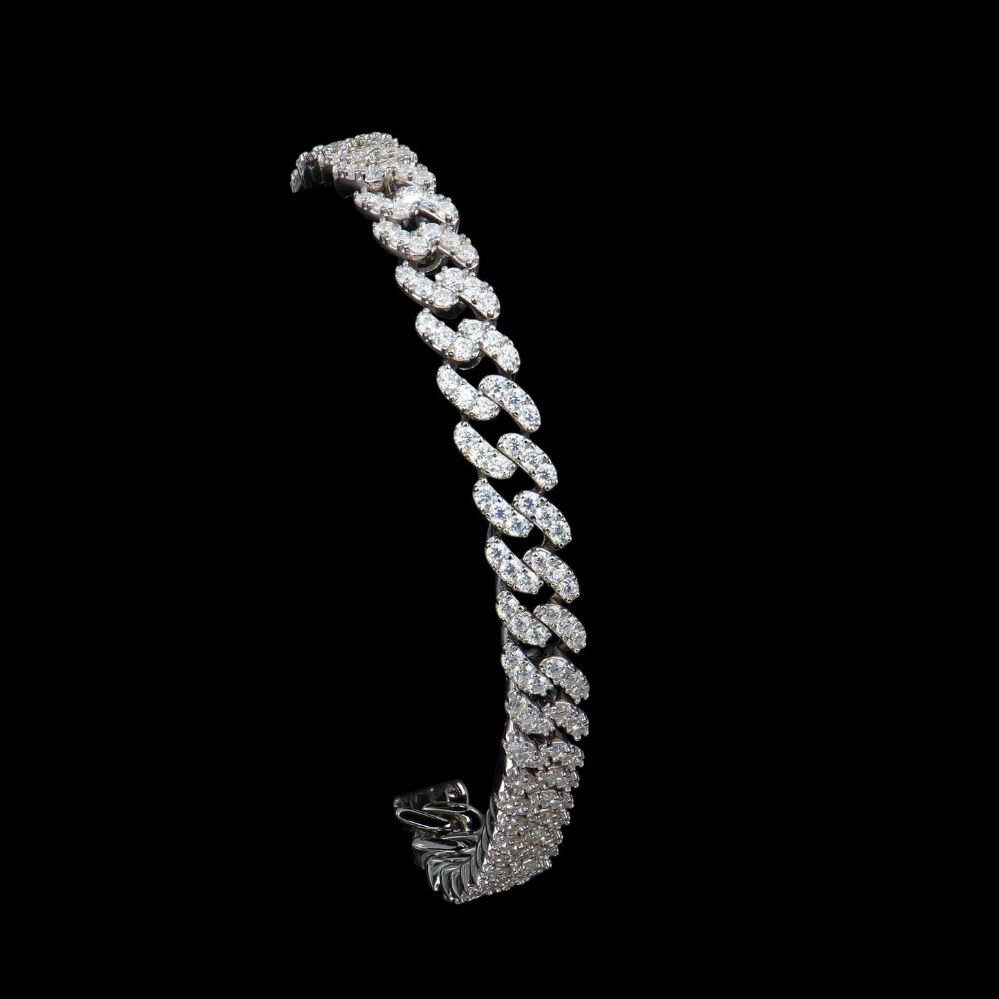 Cuban Link Chain Moissanite Bracelet 1 row – Gold and Platinum Choice | DAPR